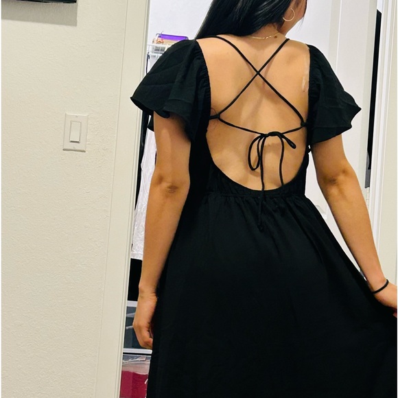 Dress - Picture 2 of 2